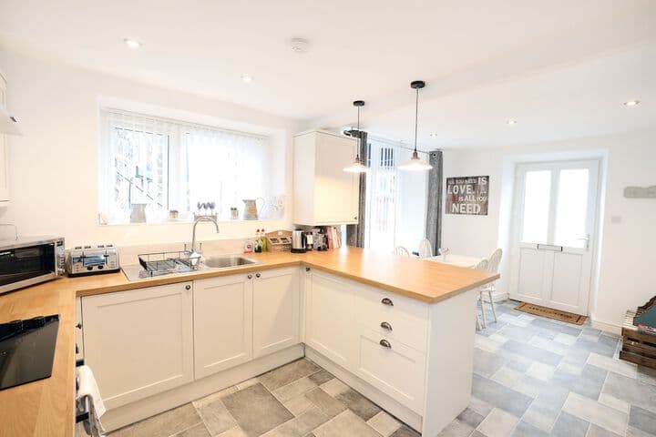Willow Cottage photo 5