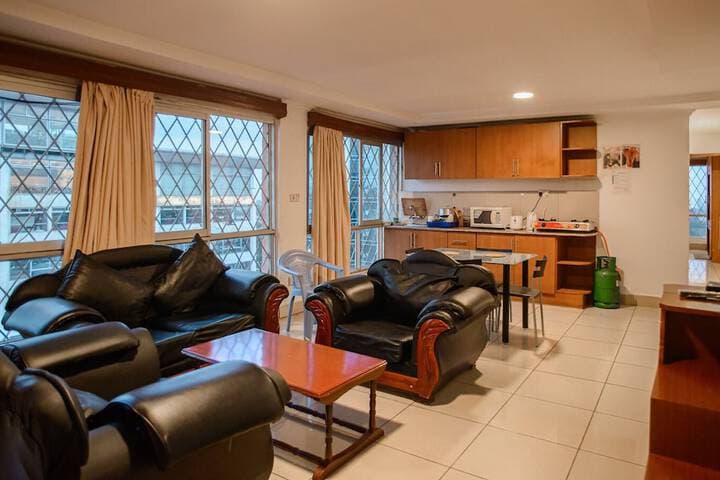 Diamond Plaza Apartments photo 4