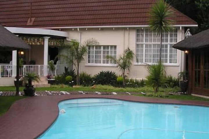 Krugersdorp West destination view