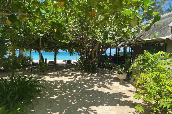 Firefly Beach Cottages&Suites photo 2