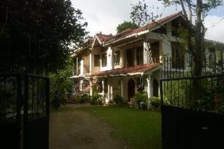 Sunny Hill Residence Kandy photo 2