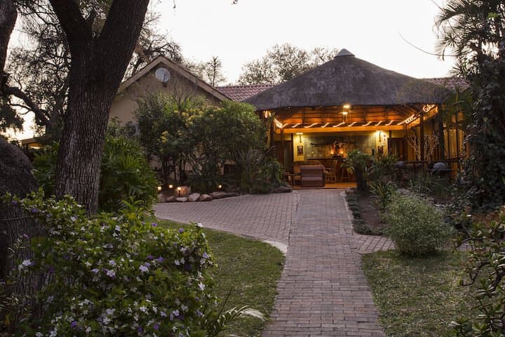 Sunbird Lodge photo 2