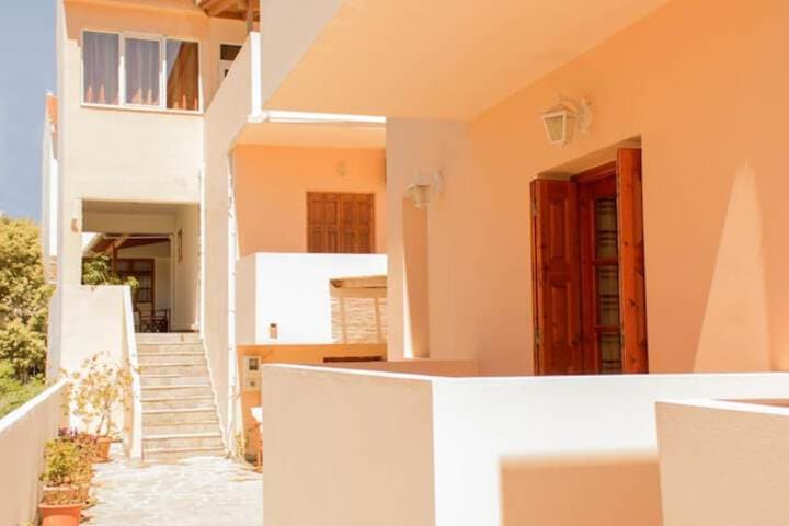 Tarsanas Apartments photo 3