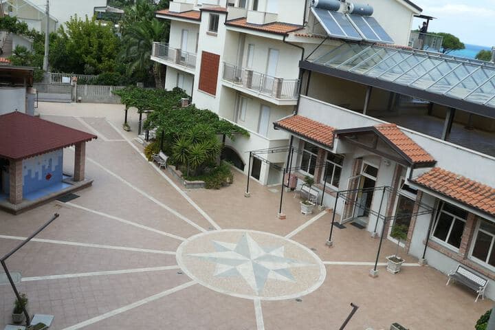 Davoli destination view