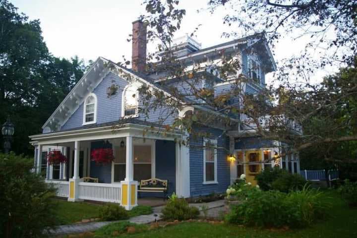 The Dawson House Bed & Breakfast photo 5