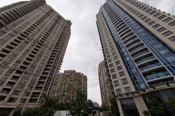 WhiteHall Suites Mississauga photo 2