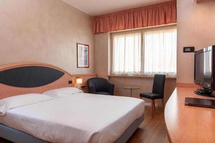 Augustus Hotel photo 2