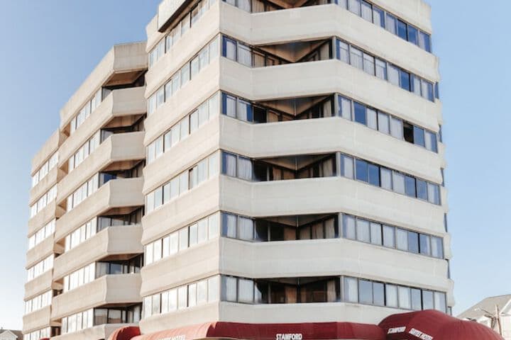 Stamford Suites photo 3