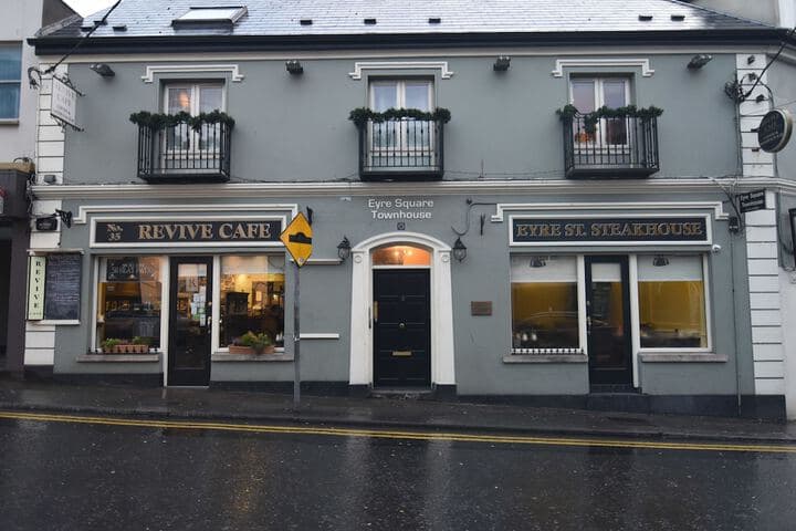 Eyre Square destination view