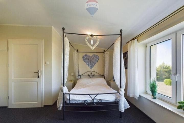 Royal House photo 3