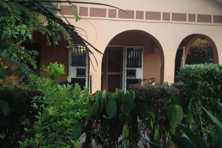 J Residence Motel Entebbe photo 4