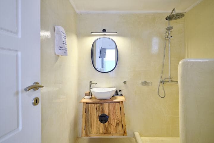 Bonatsa Beach House Kimolos photo 5