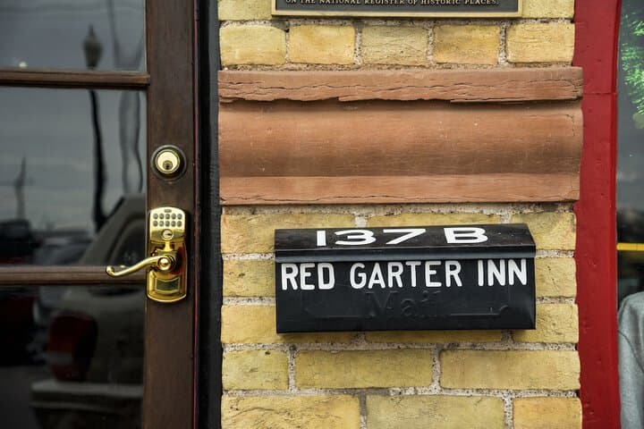 Red Garter Inn photo 3