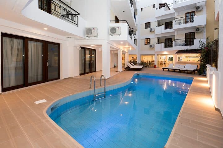 Artemis Hotel Apartments photo 3