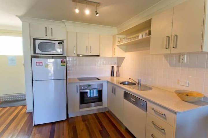 Seaspray Apartments photo 5