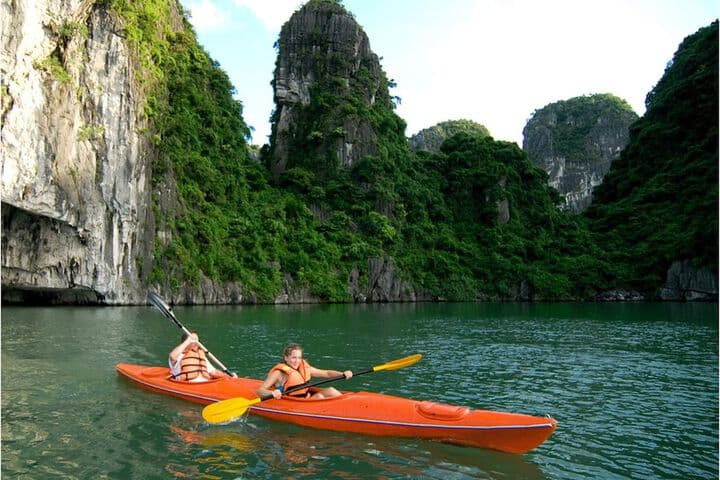 Huong Hai Sealife Cruise photo 5
