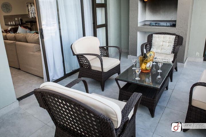 Coral Beach House photo 5