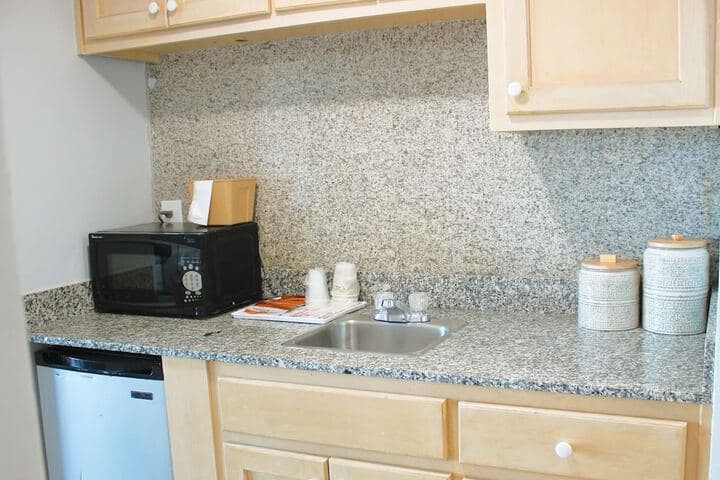 Sun&Sand Resort Oceanfront Suites photo 4