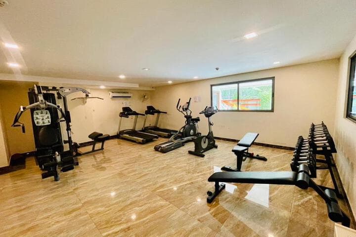 Club Royal Wongamat by Pattaya Sunny Rentals photo 3