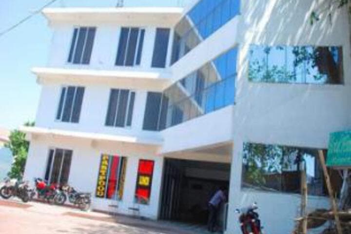 Hotel Lalita Palace photo 1