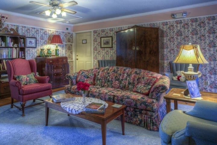 Blue Mountain Mist Country Inn & Spa photo 3