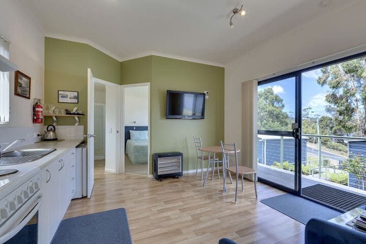 Port Huon Cottages photo 4