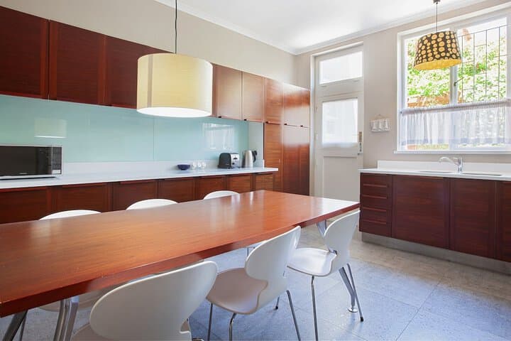 Barry Hall Apartments photo 5