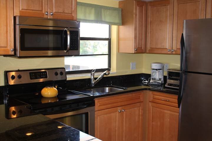 Oceans Reach Condominiums photo 5
