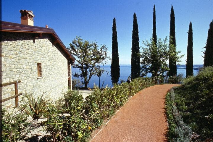 Museo Il Divino Infante destination view