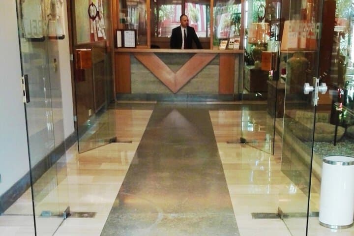 Marbela Apartments & Suites photo 2