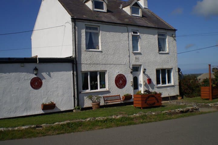 The Sportsmans Lodge photo 2