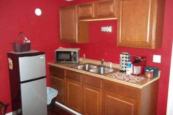 Tin Brook Bed & Breakfast photo 4
