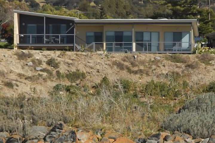 The Rookery at Christmas Cove photo 2