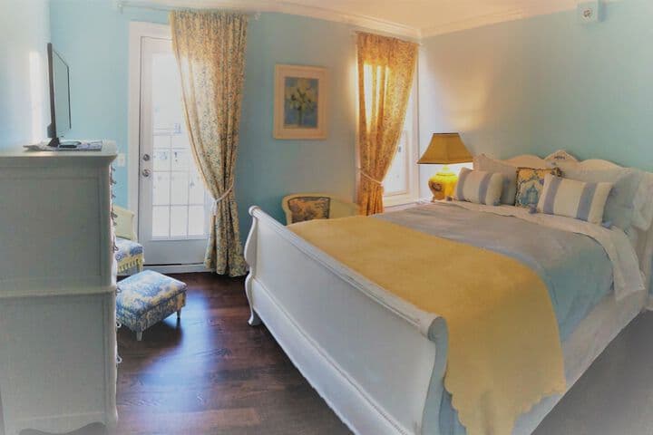 The Carriage House B&B photo 3