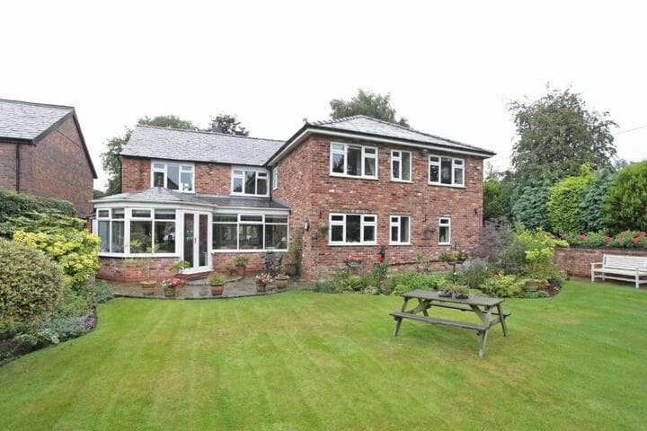 The Hinton Guest House photo 3