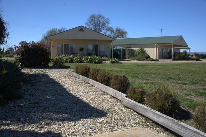 Milawa Muscat Retreat B&B photo 2