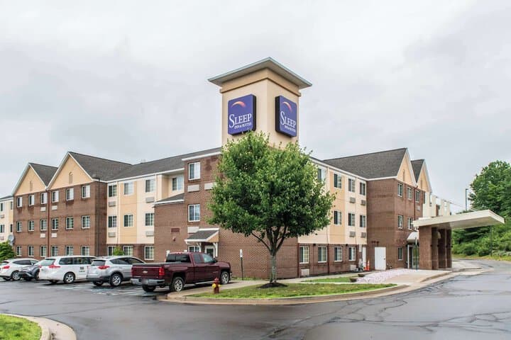 Sleep Inn & Suites Pittsburgh photo 2