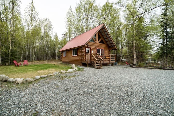 Hatcher Pass Cabins photo 2