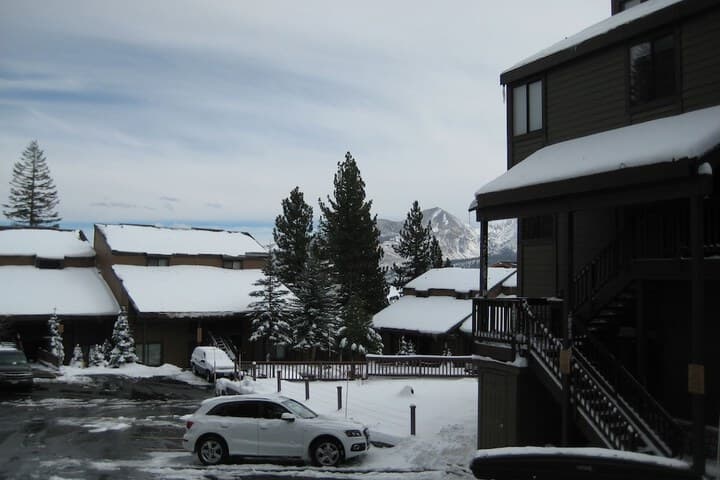 Val dIsere by Mammoth Reservation Bureau photo 2