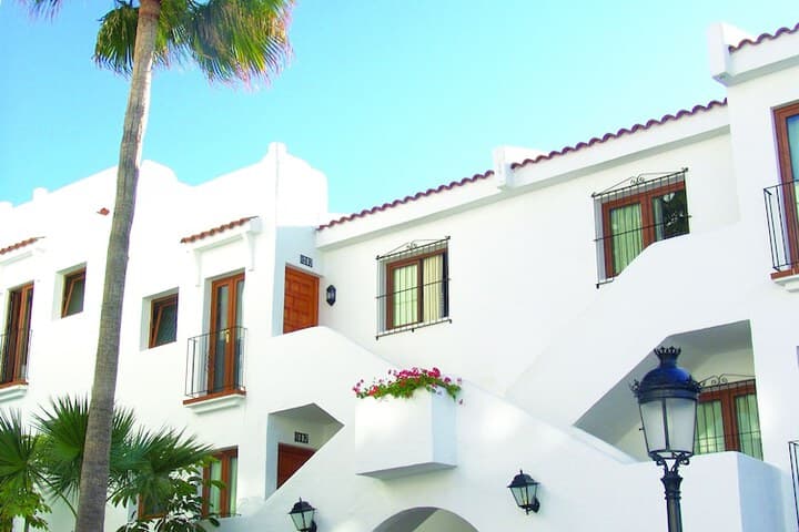 Beverly Hills Suites Excel Hotels & Resorts photo 5