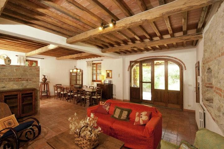 Beautiful villa with private pool photo 4