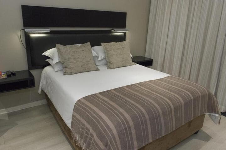 The Suburban Guest House photo 4