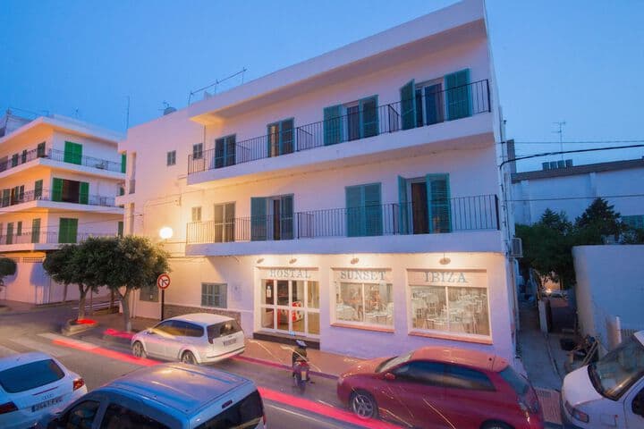 Hostal Sunset Ibiza photo 3