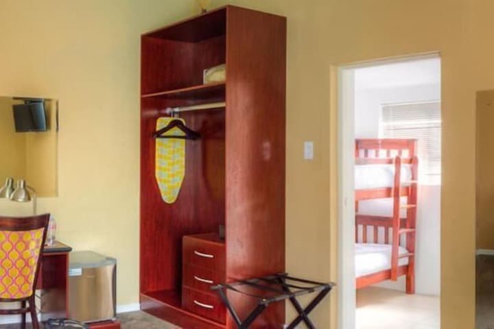 Coral Beach House photo 3