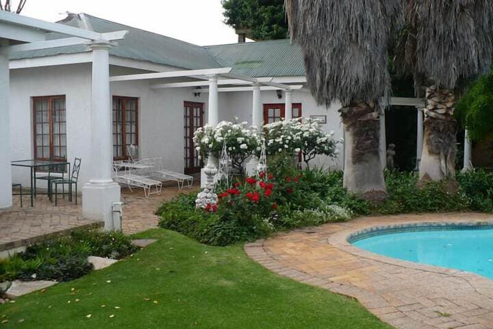 A Tapestry Garden Guest House photo 2
