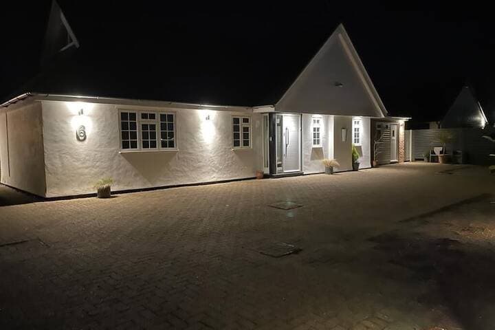 The Thorpe Guesthouse photo 2