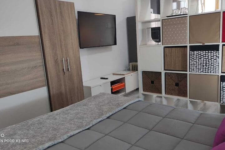 APARTMENTSUITESPAIN Beach Economy photo 4
