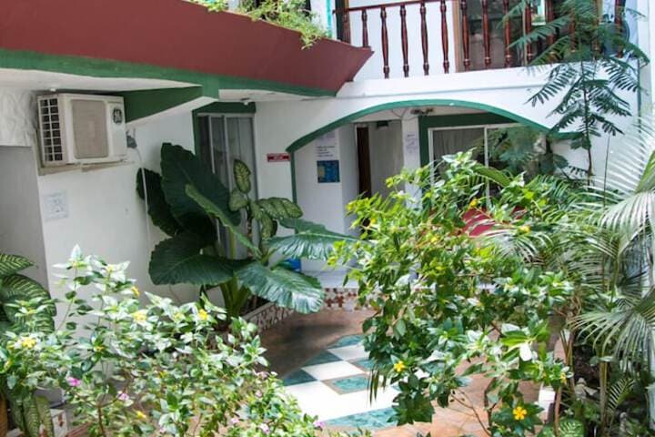 Hostal Sir Francis Drake photo 3