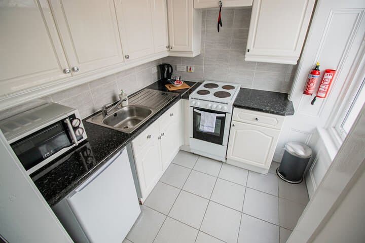 Embassy Apartments photo 5