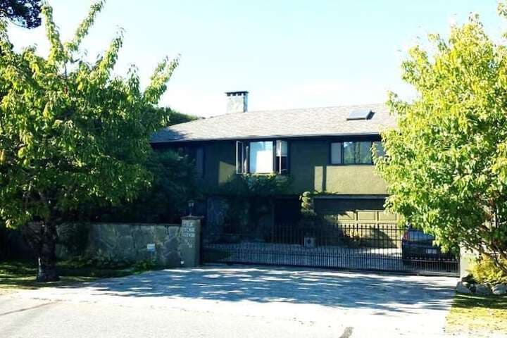 The Stone Hedge B&B photo 2